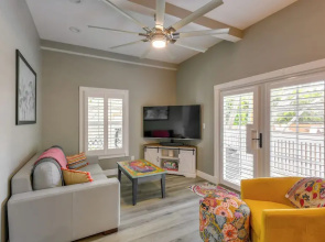 Breezy Key West First-floor Condo w/ Pool Access