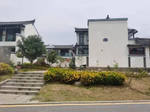 Jiahe Hot Spring Villa B&B