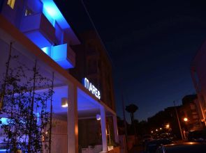 Maree Hotel