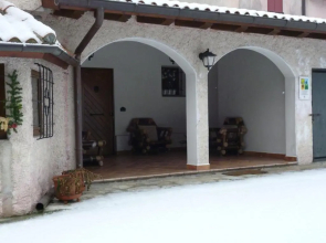 B&B Four Winds