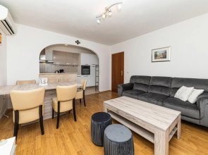 Stunning Apartment in Solin With Wifi and 2 Bedrooms