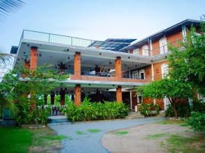 Sky 14 Safari Resort