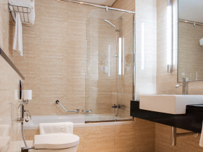 Pullman Dubai Jumeirah Lakes Towers - Hotel & Residence