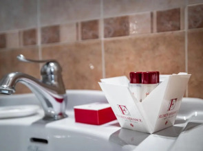 Maison Pitti Florence