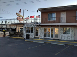 La Hacienda Motel