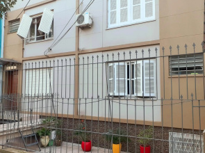 Amplo, aconchegante e pertinho de tudo