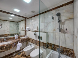 Sharjah Palace Hotel