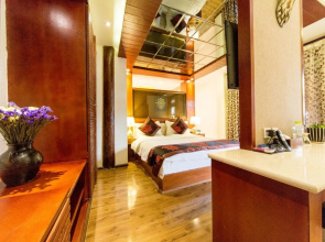 Lijiang Bairui Vacation Hotel