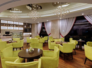 Landmark Premier Hotel