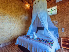 Atuh Forest Cottage