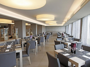 BG Hotel Java
