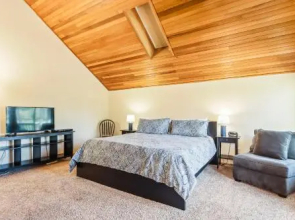 28 Cypress