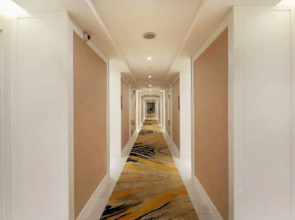 RVienna International Hotel (Fangte store, Wuhu government center)