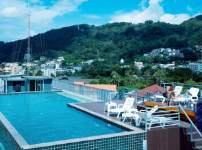 Zephyr Grand Hotel