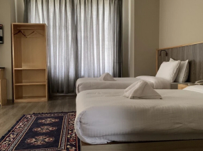 Hotel Always Welcome