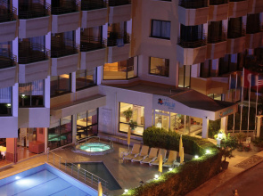 Palm Hotel