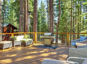 Forest-view Haven w/ Game Room: Tahoe City Gem!
