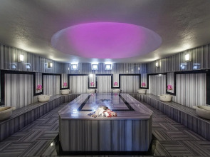 Отель Venessa Beach 