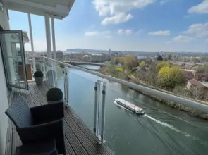 Century Wharf Serviced Apartments