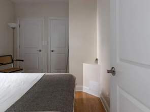 Updated West Town 2BR with W&D by Zencity