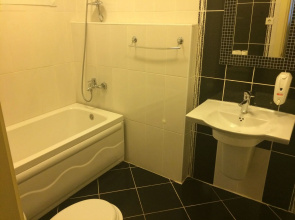 Cheers Hostel