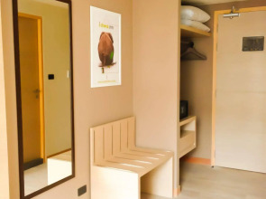 iCheck inn Nana by Aspira