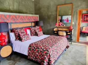 H616 Vintage Elegance with sea view