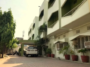 Hotel Li N Ja