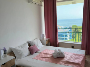 Sunny Varshava Hotel