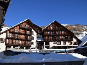Grange Hike & Ski - 21C Sestriere
