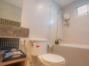 Anya Nana @ Sukhumvit