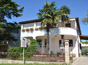 Apartments Bertok