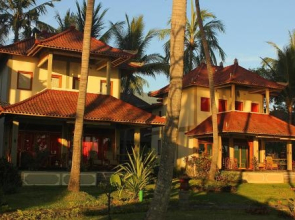 Holiway Garden Resort And Spa