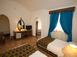 Sonesta Beach Resort & Casino