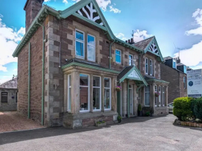 Auld Manse Apartment