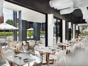 La Ville Hotel & Suites CITY WALK, Dubai, Autograph Collection