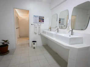 Bodega Party City Center Bangkok - Hostel