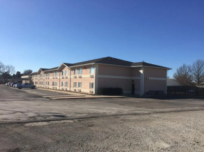 Express Inn Parsons