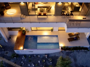KOURI VILLA Indigo