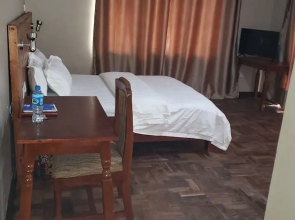 Rocy Hotel