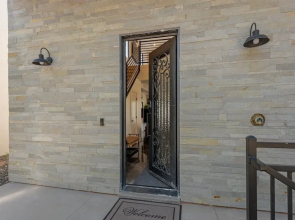 Desert Jewel With Private Gym And Pool 4 Bedroom Townhouse