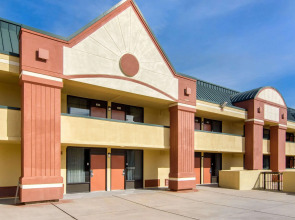 Clarion Inn Macon