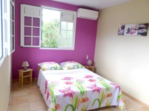 House With 3 Rooms In Le Diamant Martinique, With Enclosed Garden And