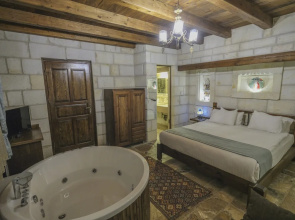 Zara Cave Hotel +10