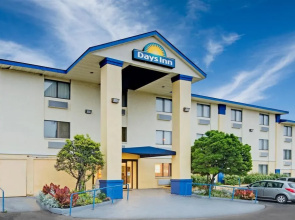 Days Inn Austin Crossroads
