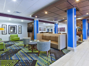 Holiday Inn Express & Suites Painesville - Concord by IHG