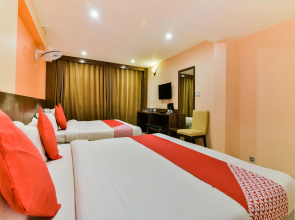 OYO 15944 Hotel Three Seas
