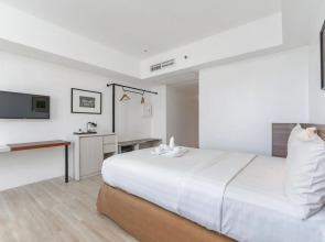 Crown Regency Hotel and Towers