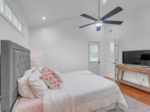 Bungalow Off Floyd St In The Heart Of Covington 3 Bedroom Bungalow