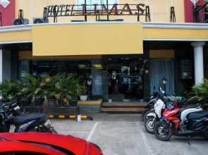 Collection O 92690 Hotel Limas